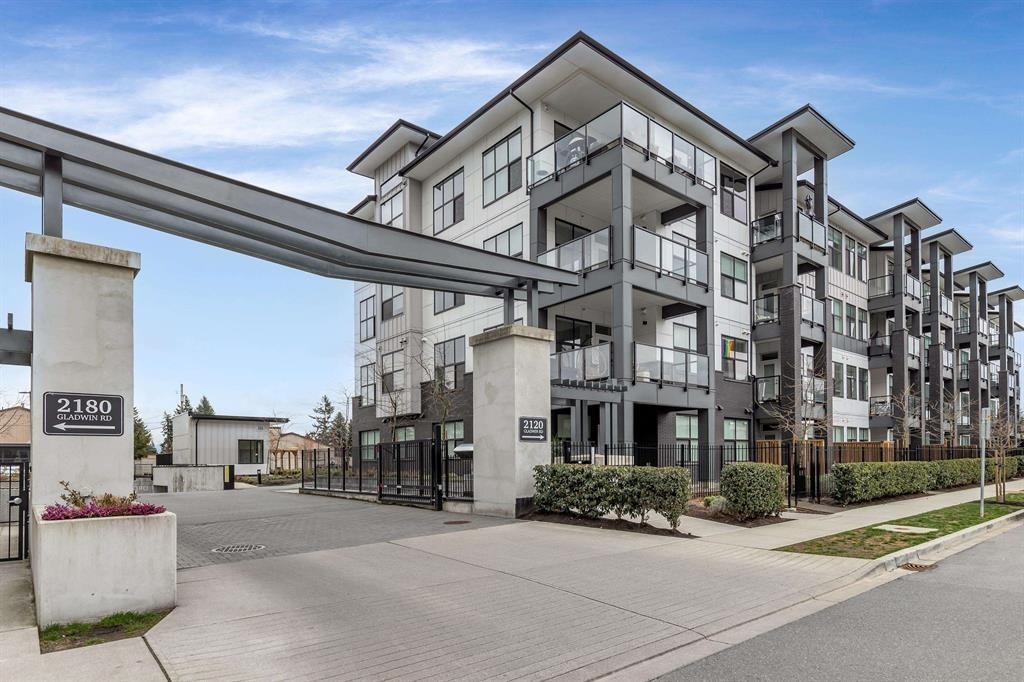 Photo de la propriété: 2120 Gladwin Road 219 BC V2S 0L7