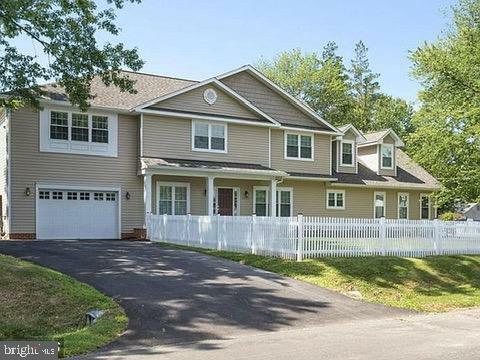 Property Photo: 6501 Joyce Road VA 22310