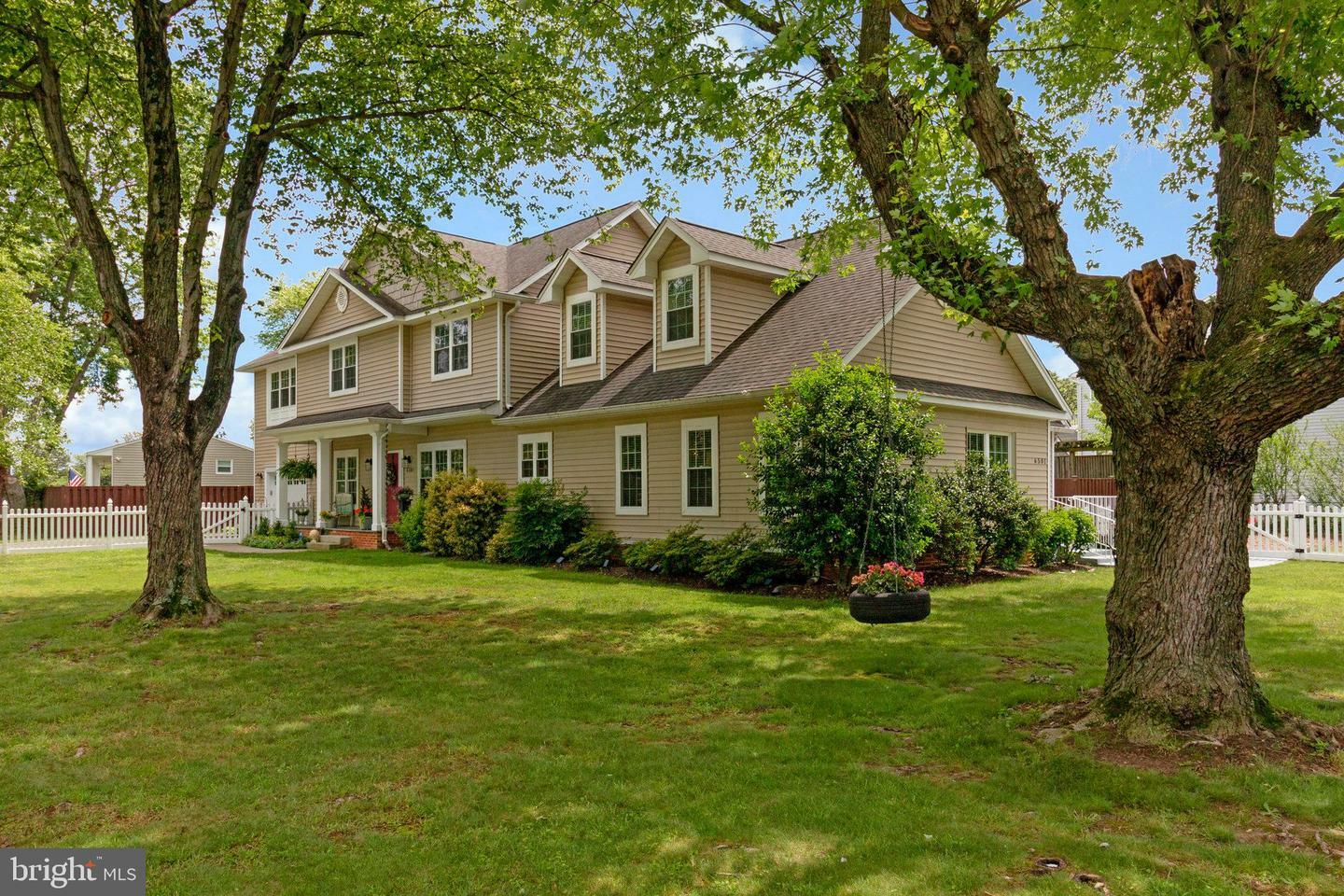 Property Photo: 6501 Joyce Road VA 22310