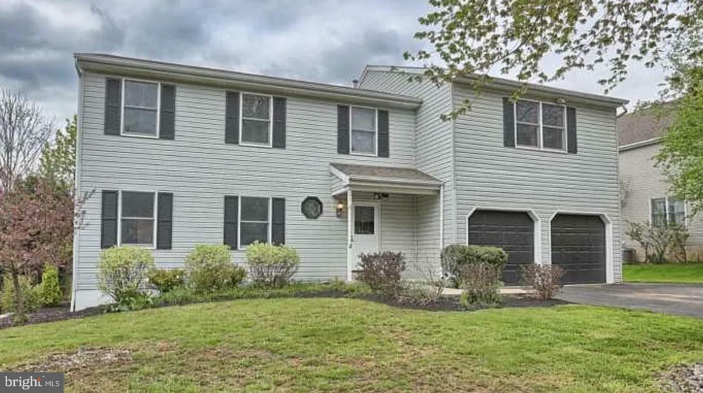 Property Photo: 26 Fox Glove Lane PA 19606