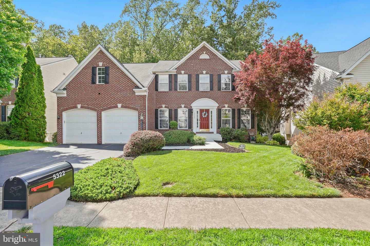 Property Photo: 5322 Gunston Hall Drive VA 22193