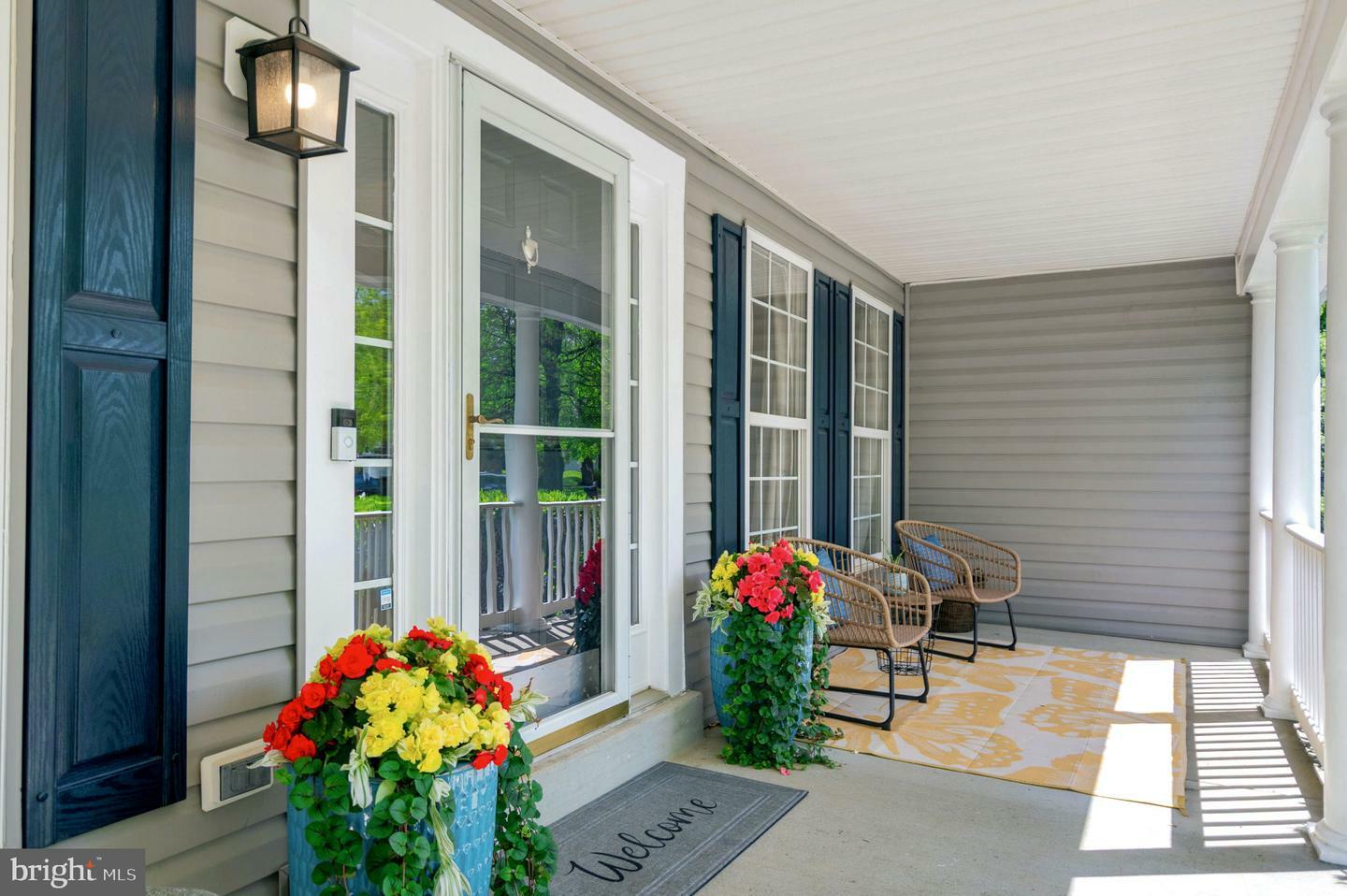 Property Photo: 961 Devonshire Circle VA 20132