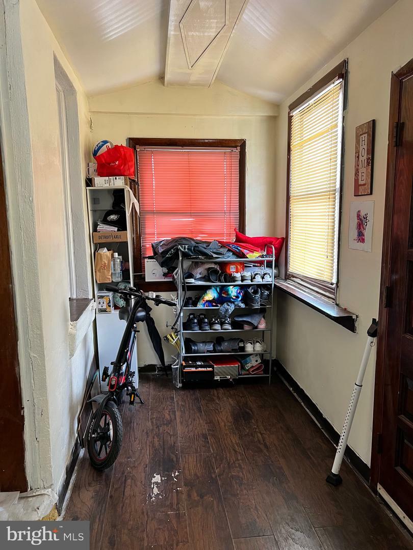 Property Photo: 2600 S Robinson Street PA 19142