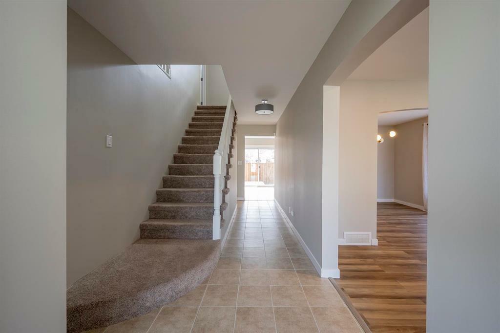 Photo de la propriété: 2 Hunterspoint Road MB R3R 3J7