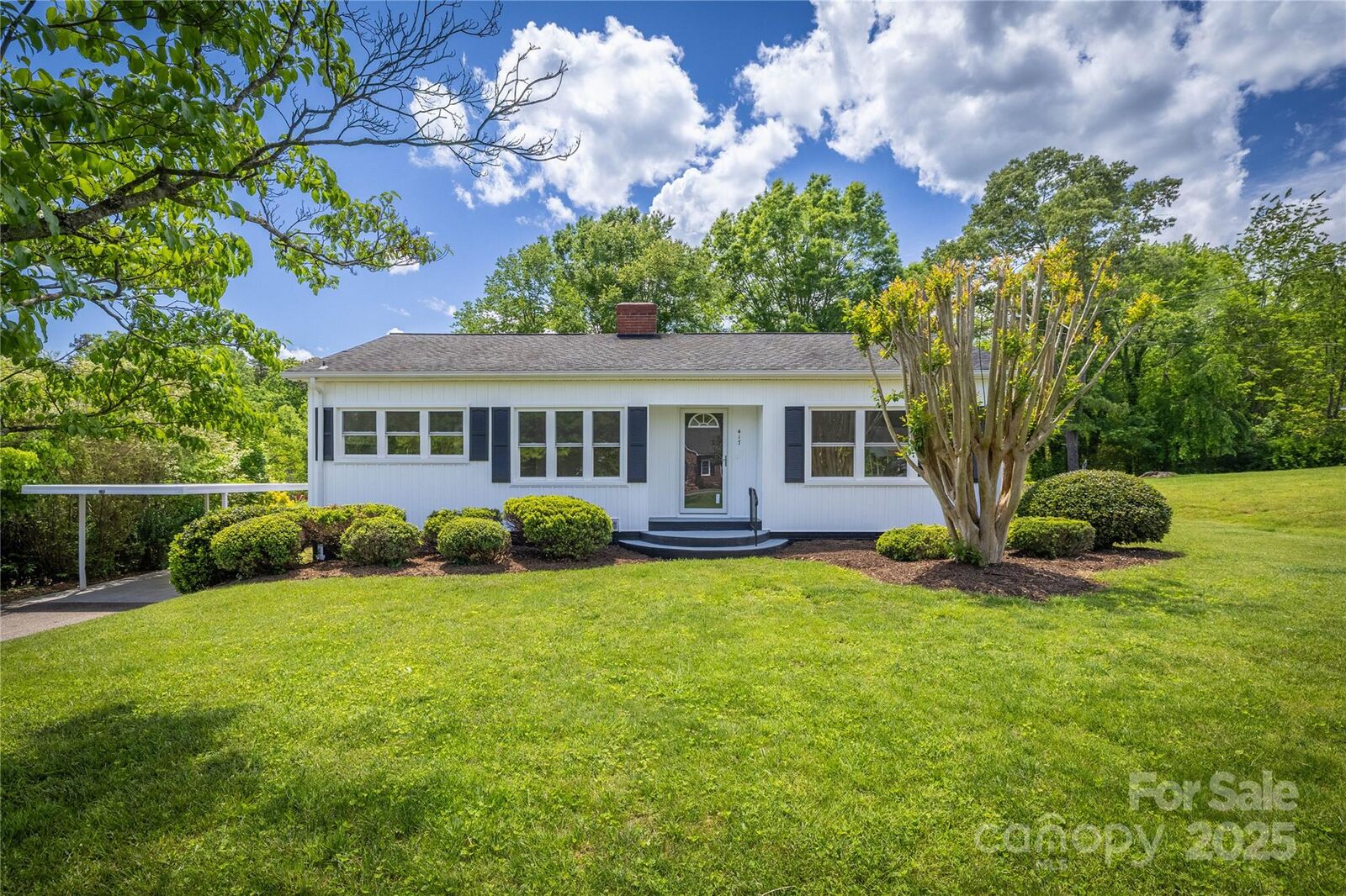 Property Photo:  417 Mountain View Avenue SE  NC 28690 