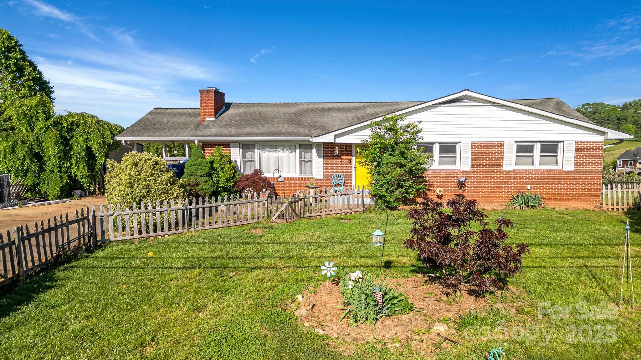 Property Photo: 550 Old Newfound Road NC 28748