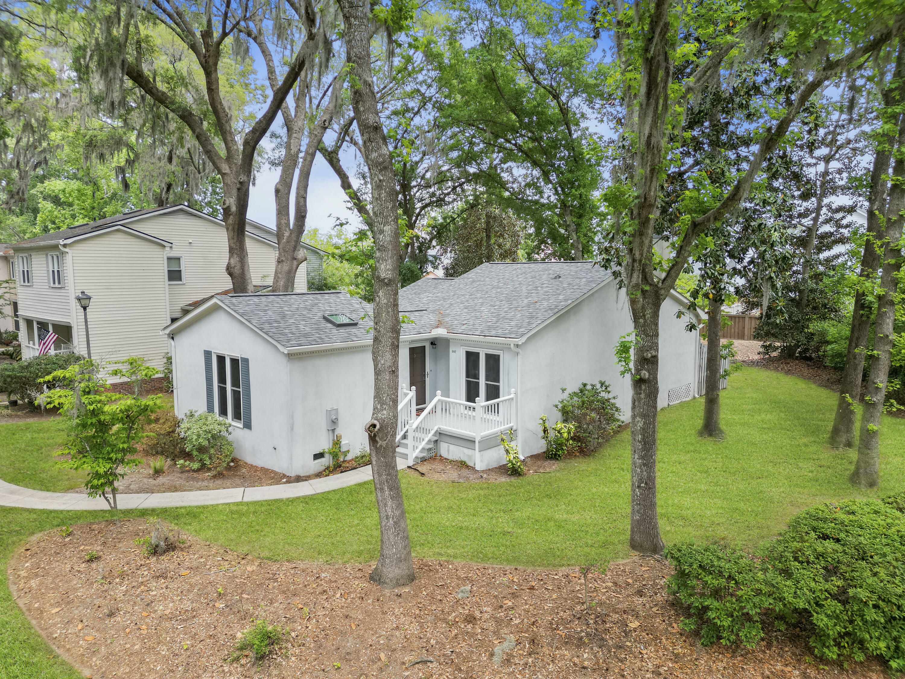 987 Harbor Oaks Drive  Charleston SC 29412 photo