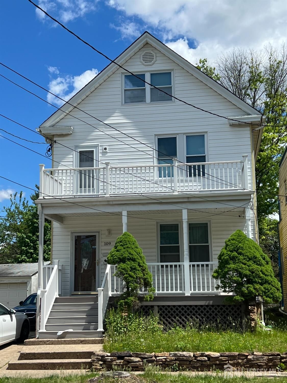 Property Photo:  109 S 8th Avenue  NJ 08904 