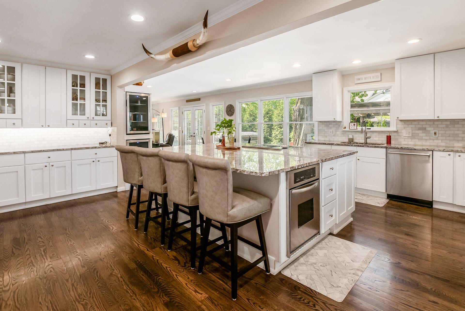 Property Photo: 2570 Lane Road OH 43220