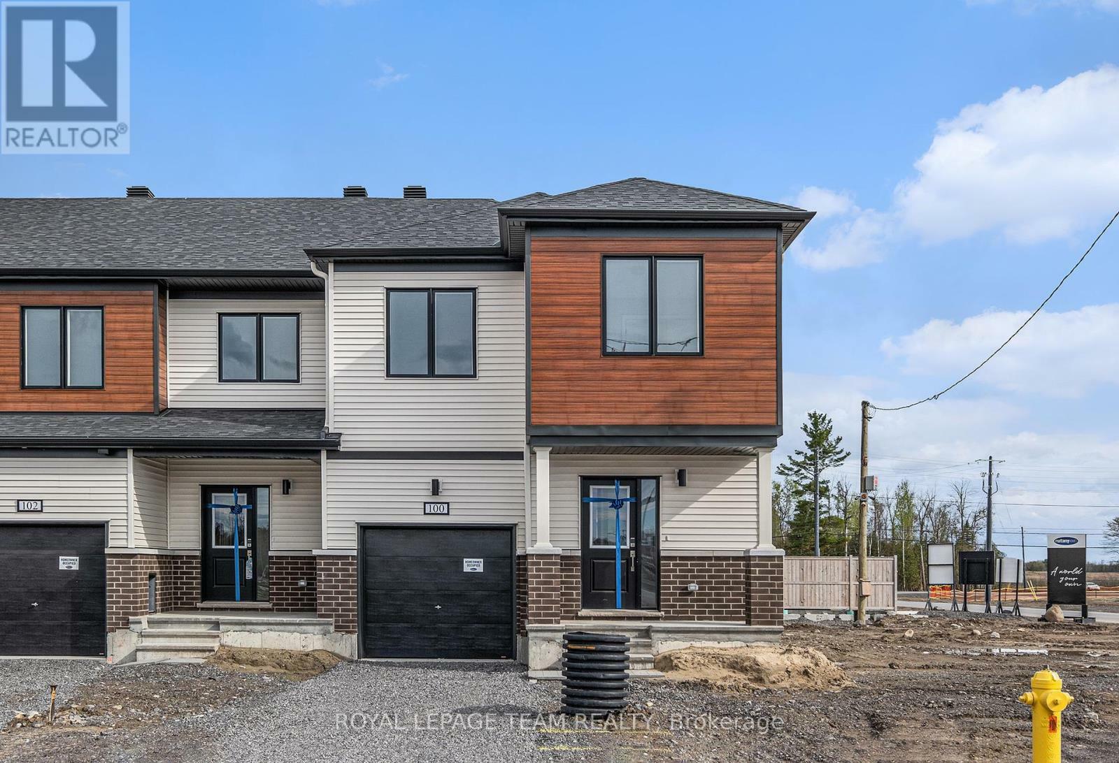 Property Photo: 100 Robert Perry Street ON K0G 1J0