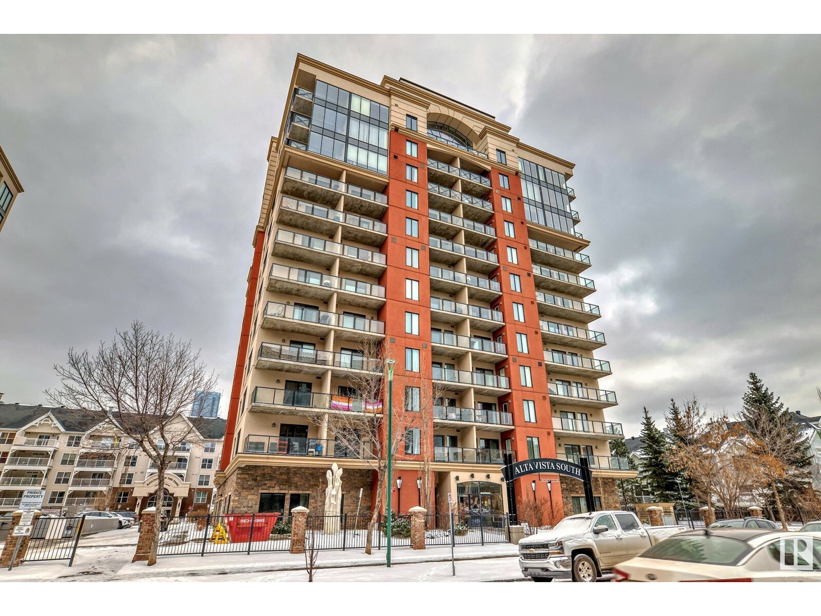 Property Photo: #503 10303 111 St NW AB T5K 0C6