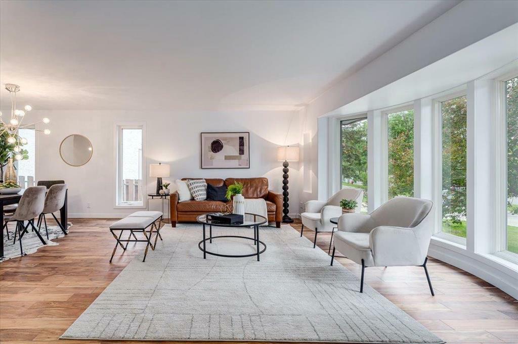 Property Photo:  238 Kirkbridge Drive  MB R3T 4Z4 