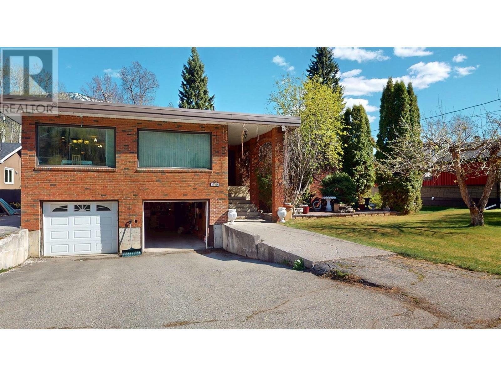 Property Photo: 1698 McKenzie Road BC V0B 1M5