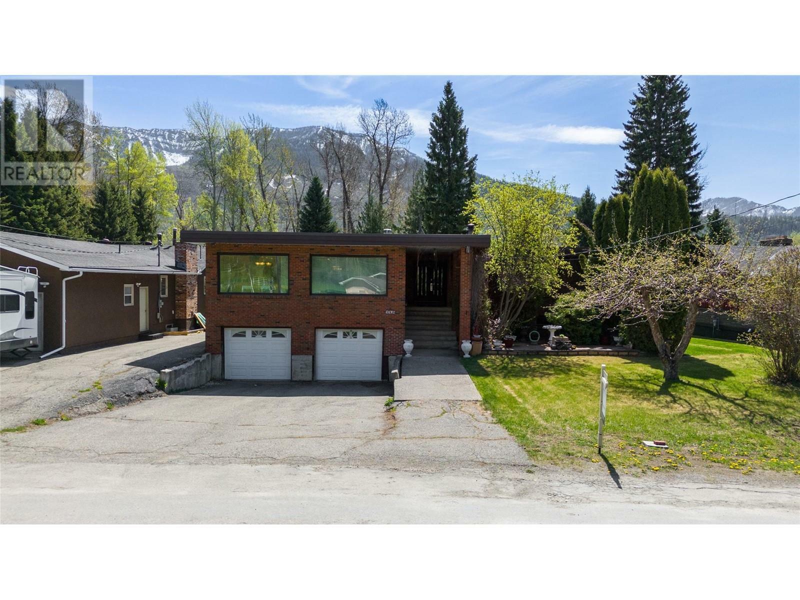 Photo de la propriété: 1698 McKenzie Road BC V0B 1M5