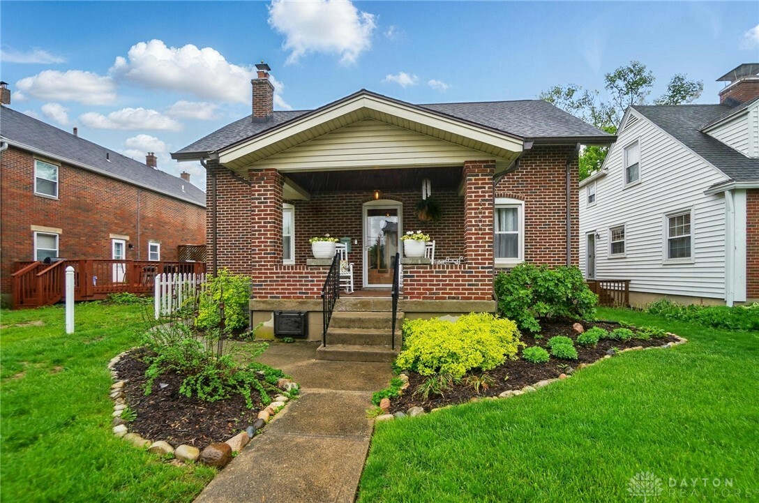 Property Photo: 3000 Hillside Avenue OH 45429