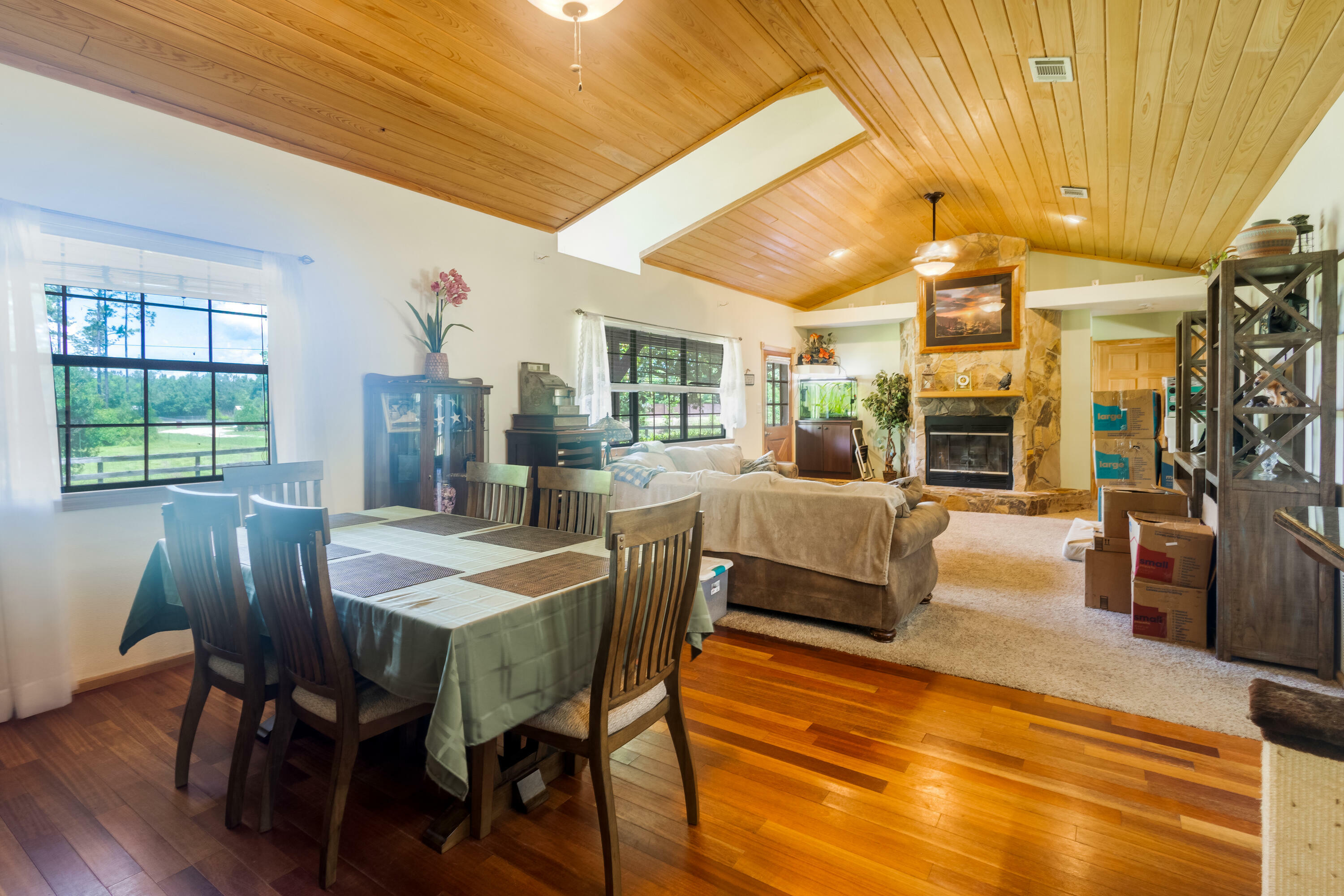 Property Photo: 6590 Bill Lundy Road FL 32567