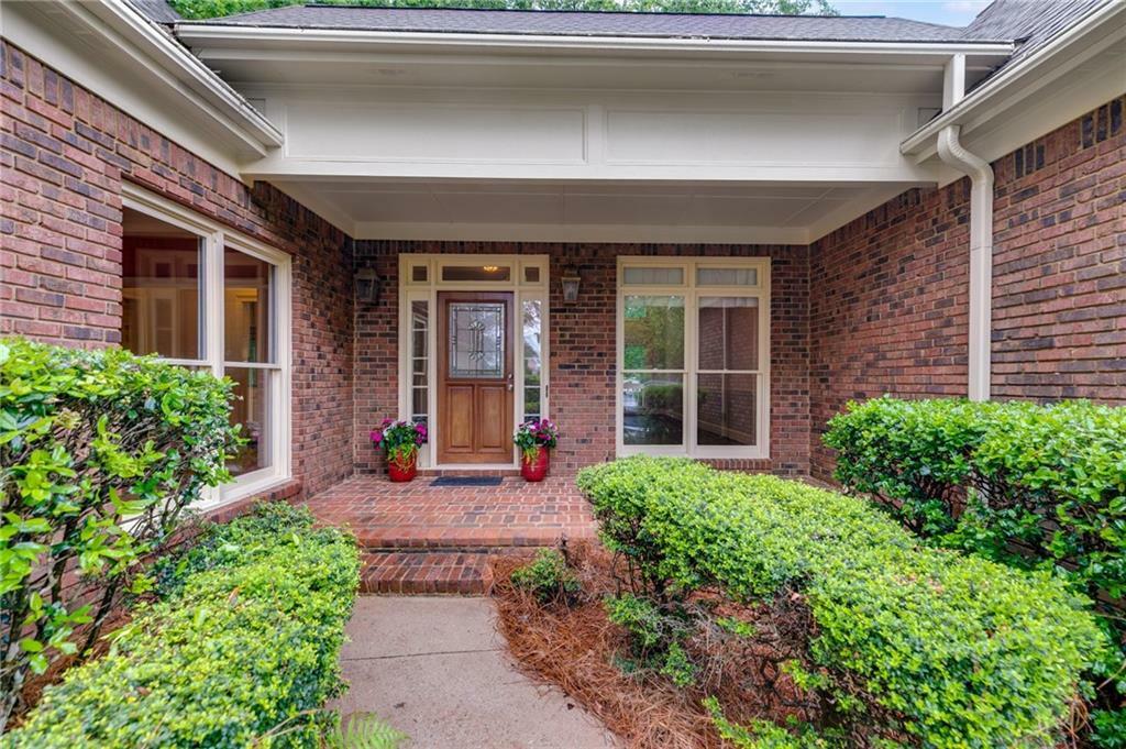 Property Photo: 9395 Clublands Drive GA 30022