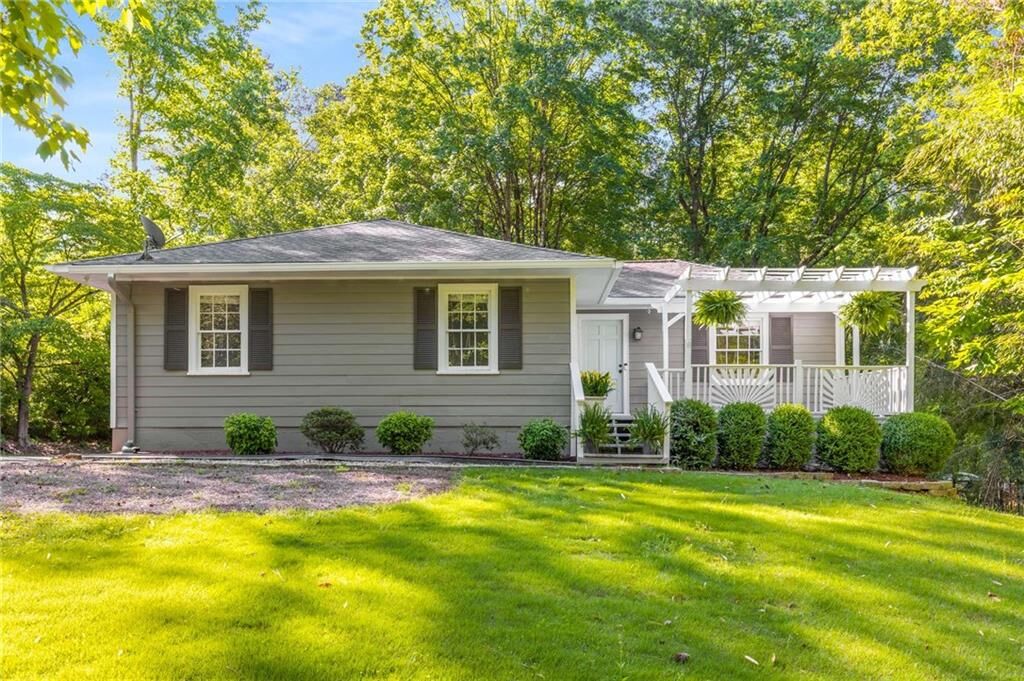 Property Photo:  1150 Kennesaw Due West Road NW  GA 30152 