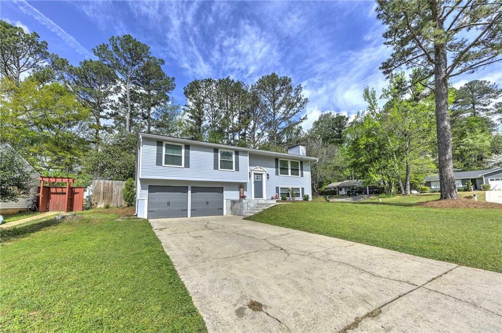 1460 Parkmont Drive  Roswell GA 30076 photo