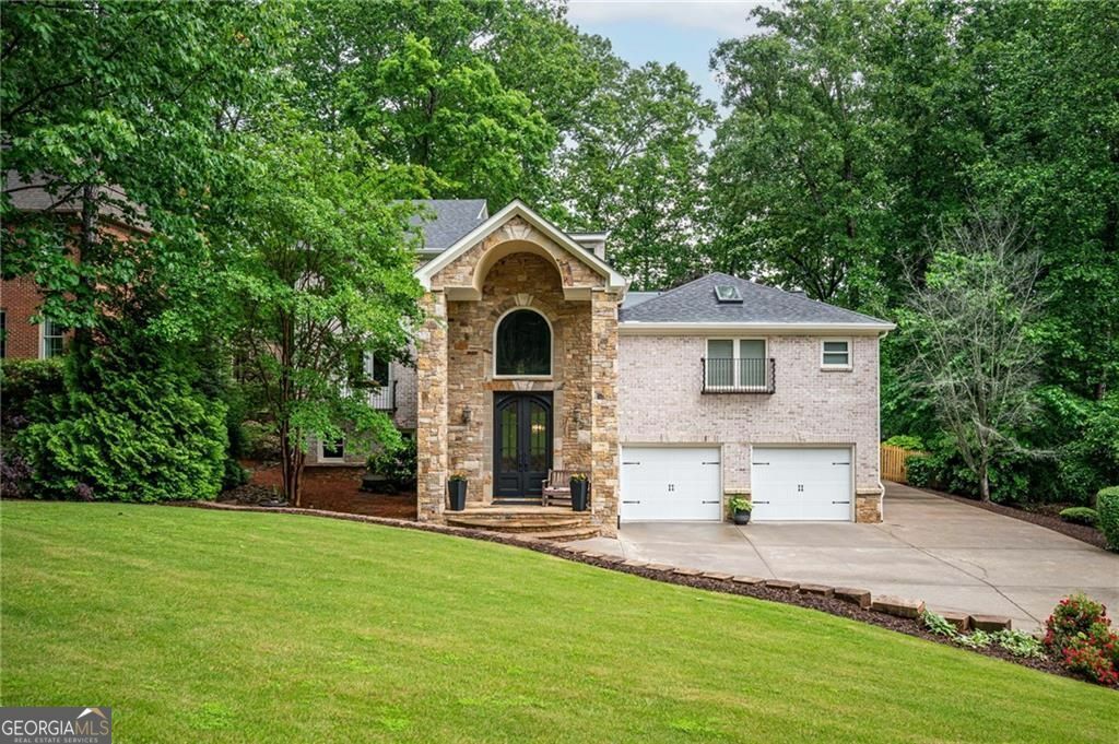 Property Photo: 3290 Coachmans Way NE GA 30075