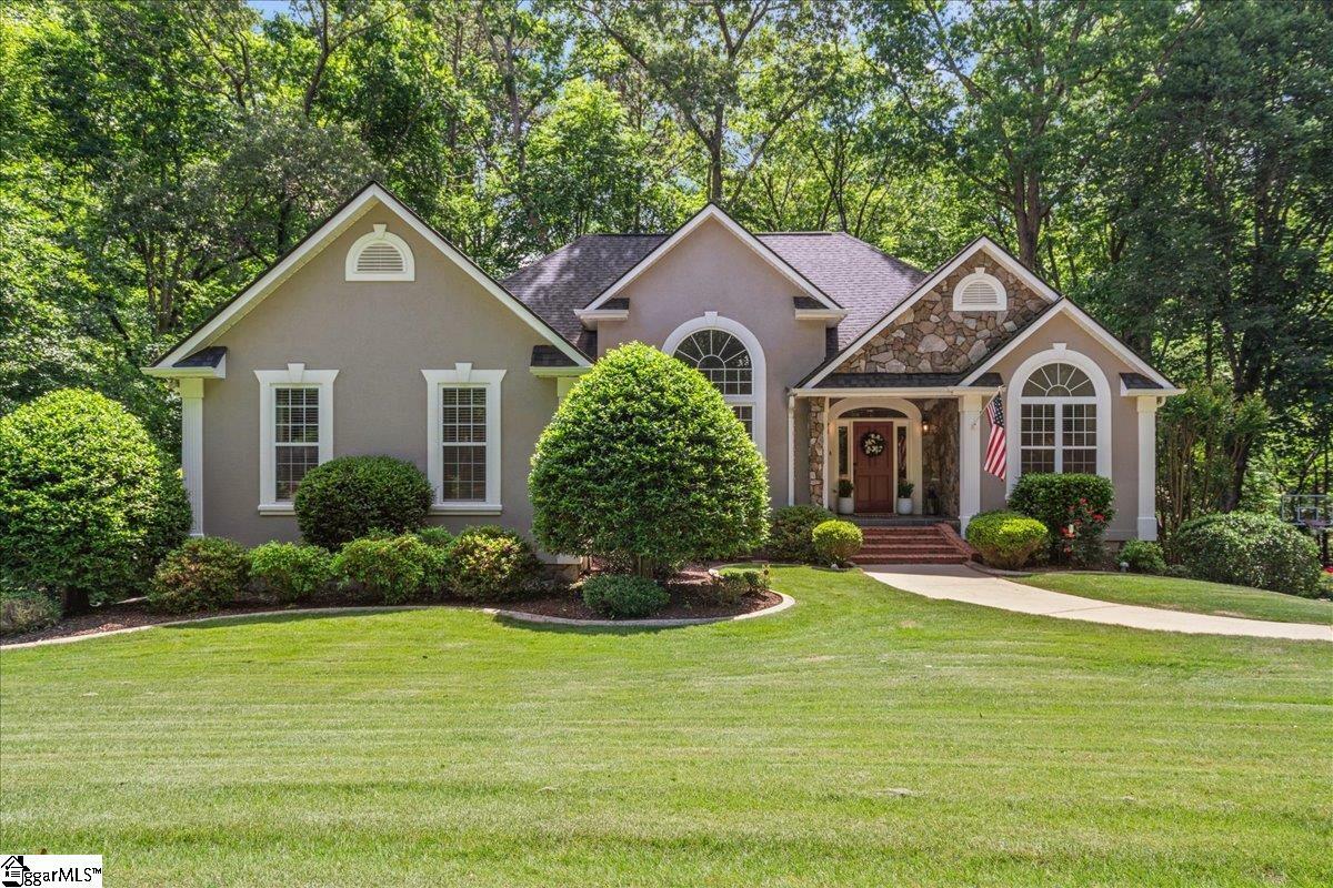 Property Photo: 110 Woodranch Lane SC 29369