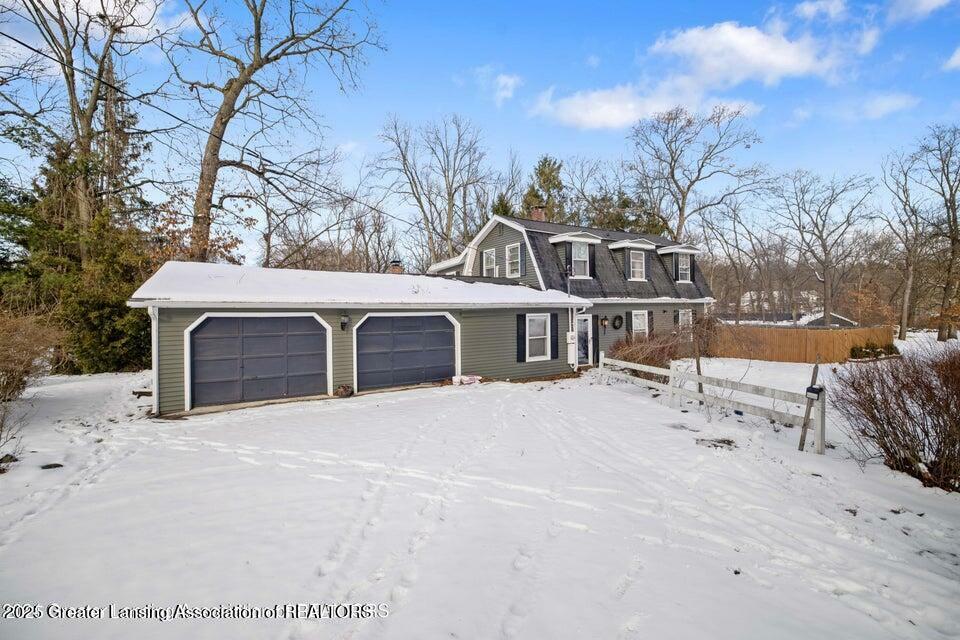 Property Photo: 173 E Hamilton Lane MI 49015