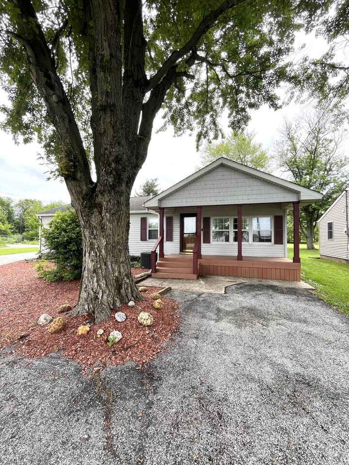 Property Photo:  602 W St Rd 8  IN 46341 
