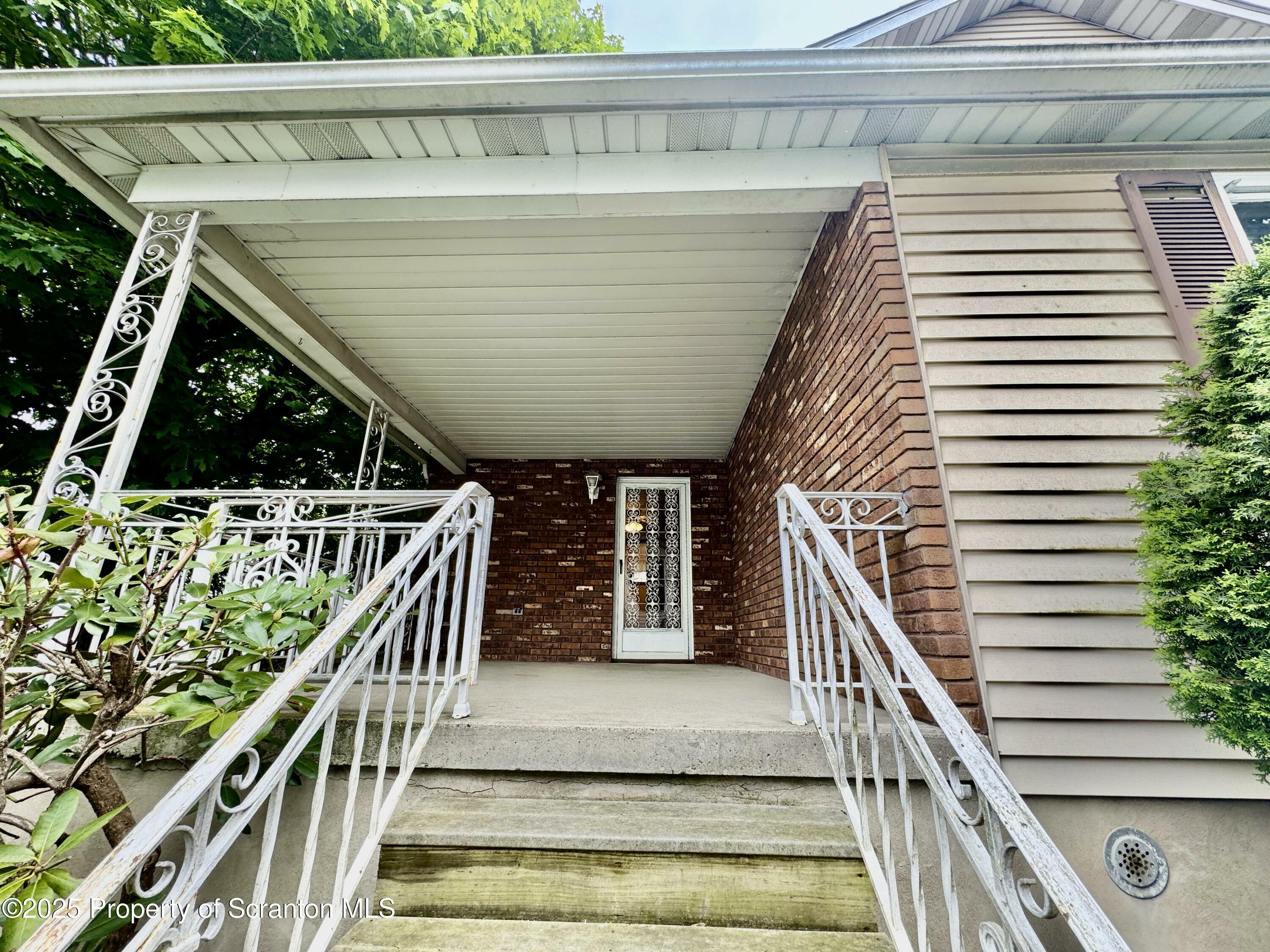Property Photo: 207 S Rear S Irving Avenue PA 18505