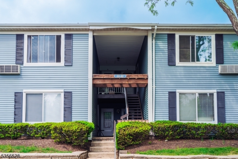 37 Eton Way  Franklin Twp. NJ 08873 photo