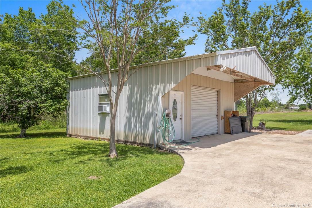 Property Photo: 102 S Littell Street LA 70591