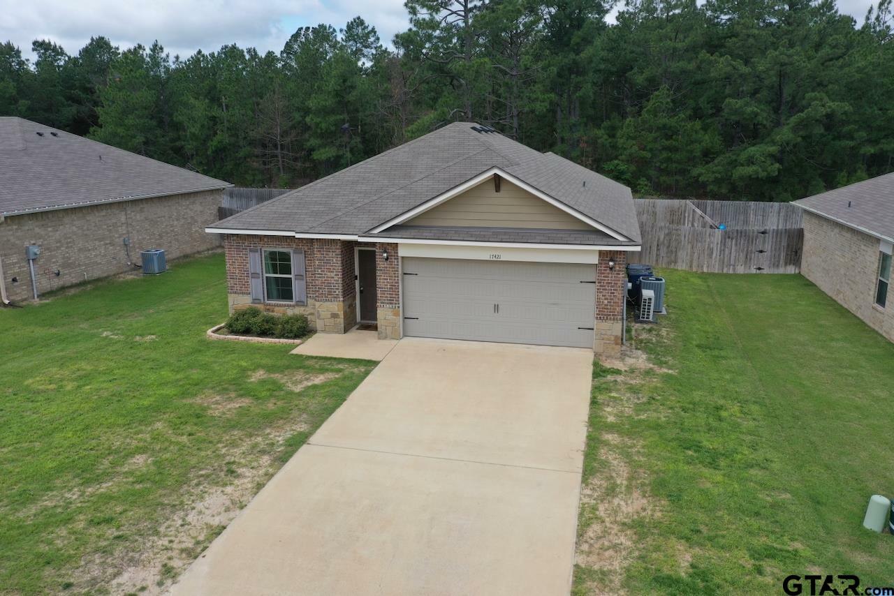 Property Photo: 17421 Stacy Street TX 75771