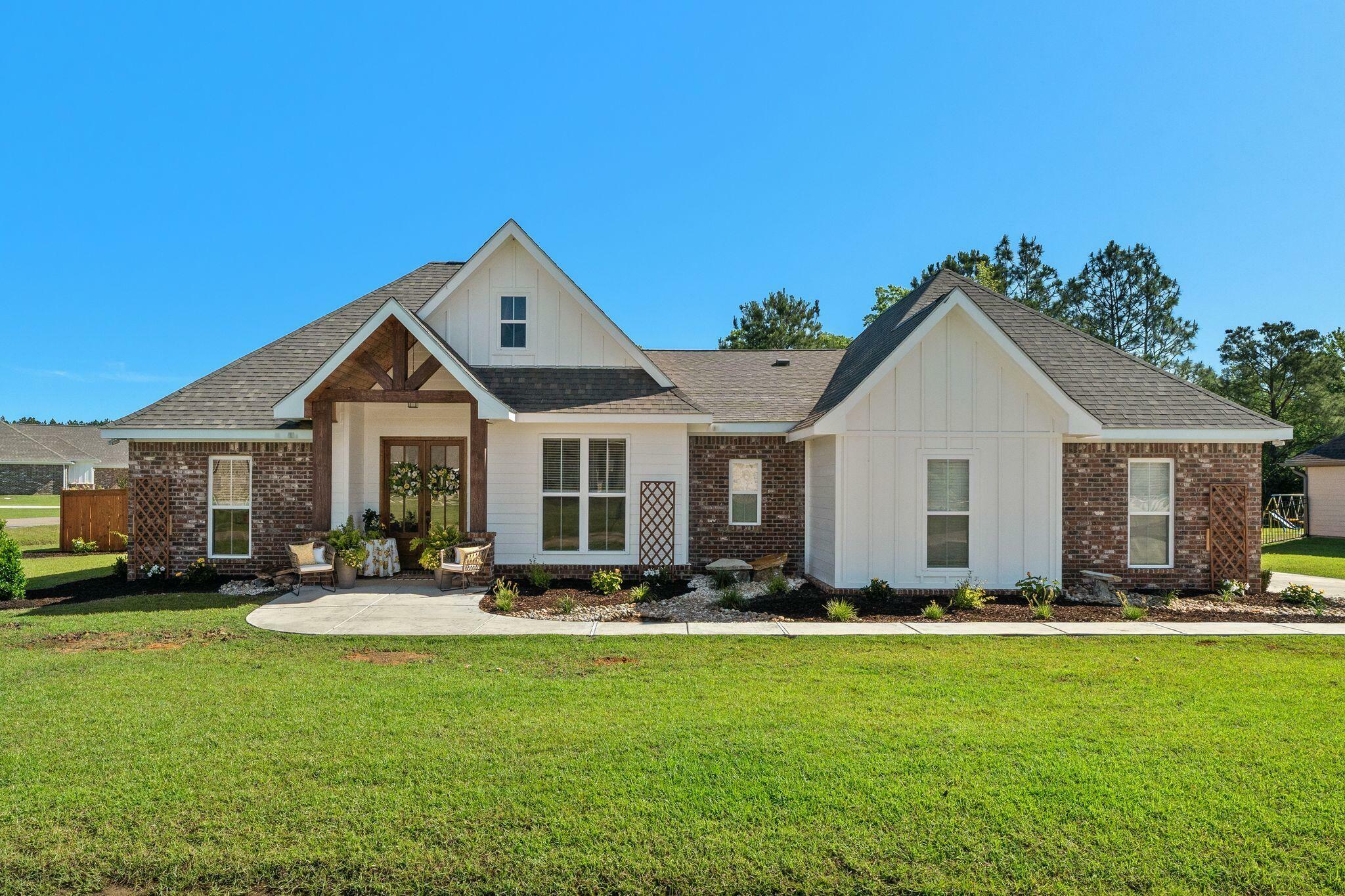 Property Photo: 2 French Cove MS 39465