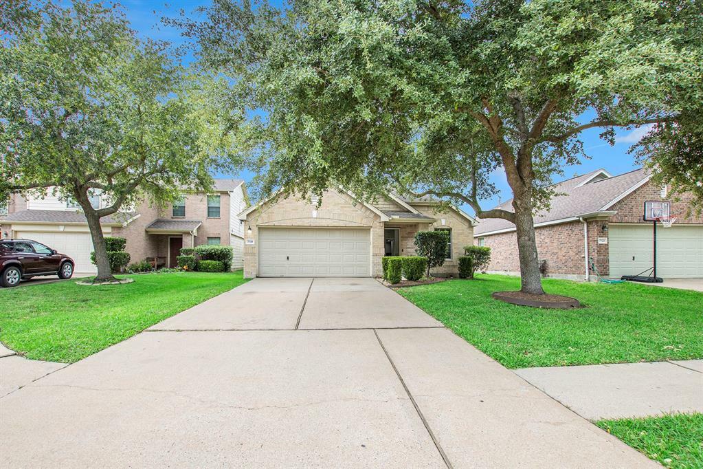 Property Photo: 7719 Serene Wood Lane TX 77433
