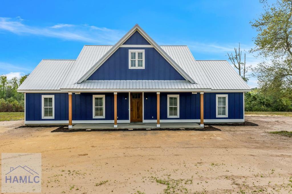 Property Photo: 567 Henry Walcott Road GA 31316
