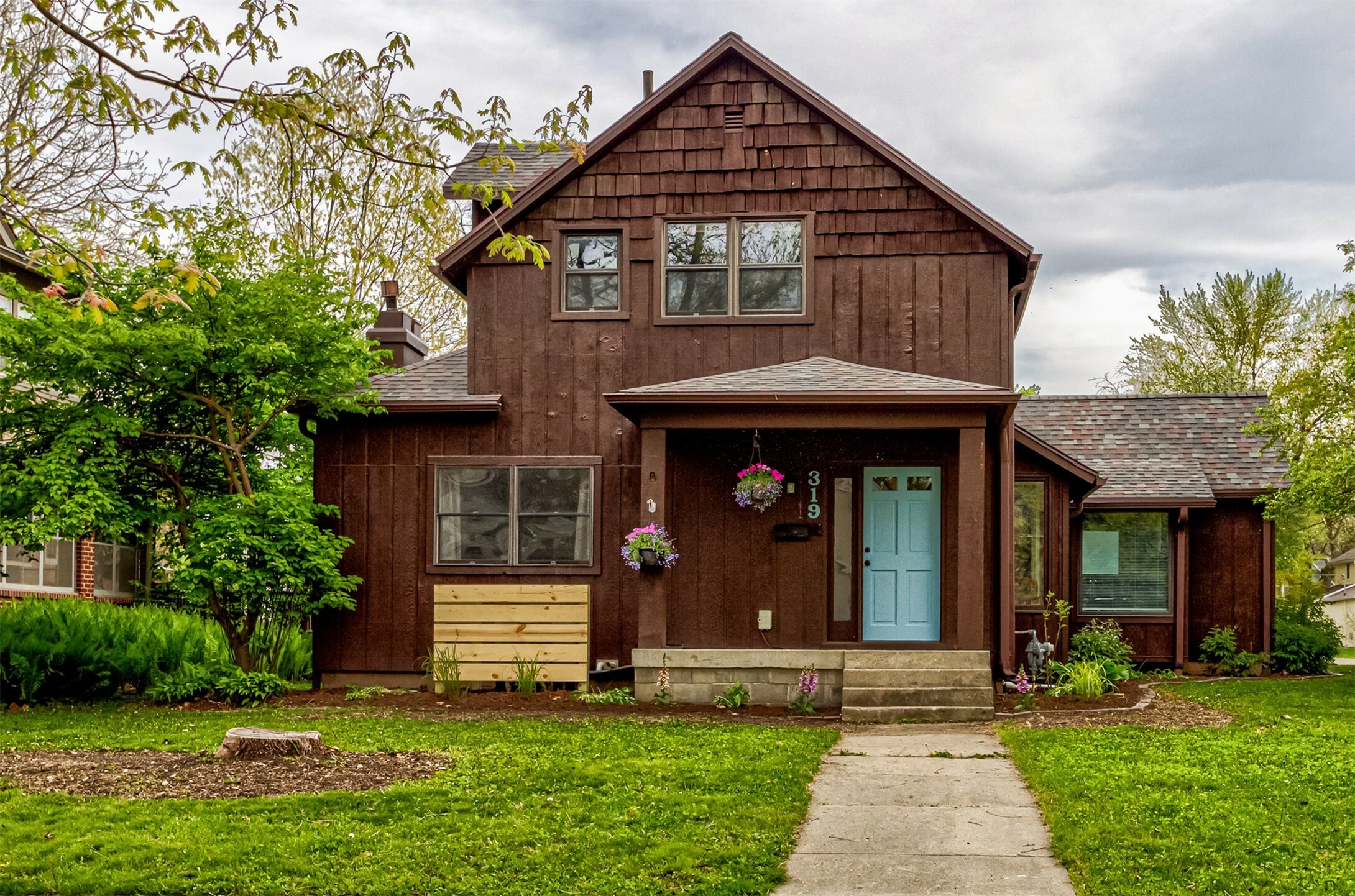 319 J Avenue  Nevada IA 50201 photo