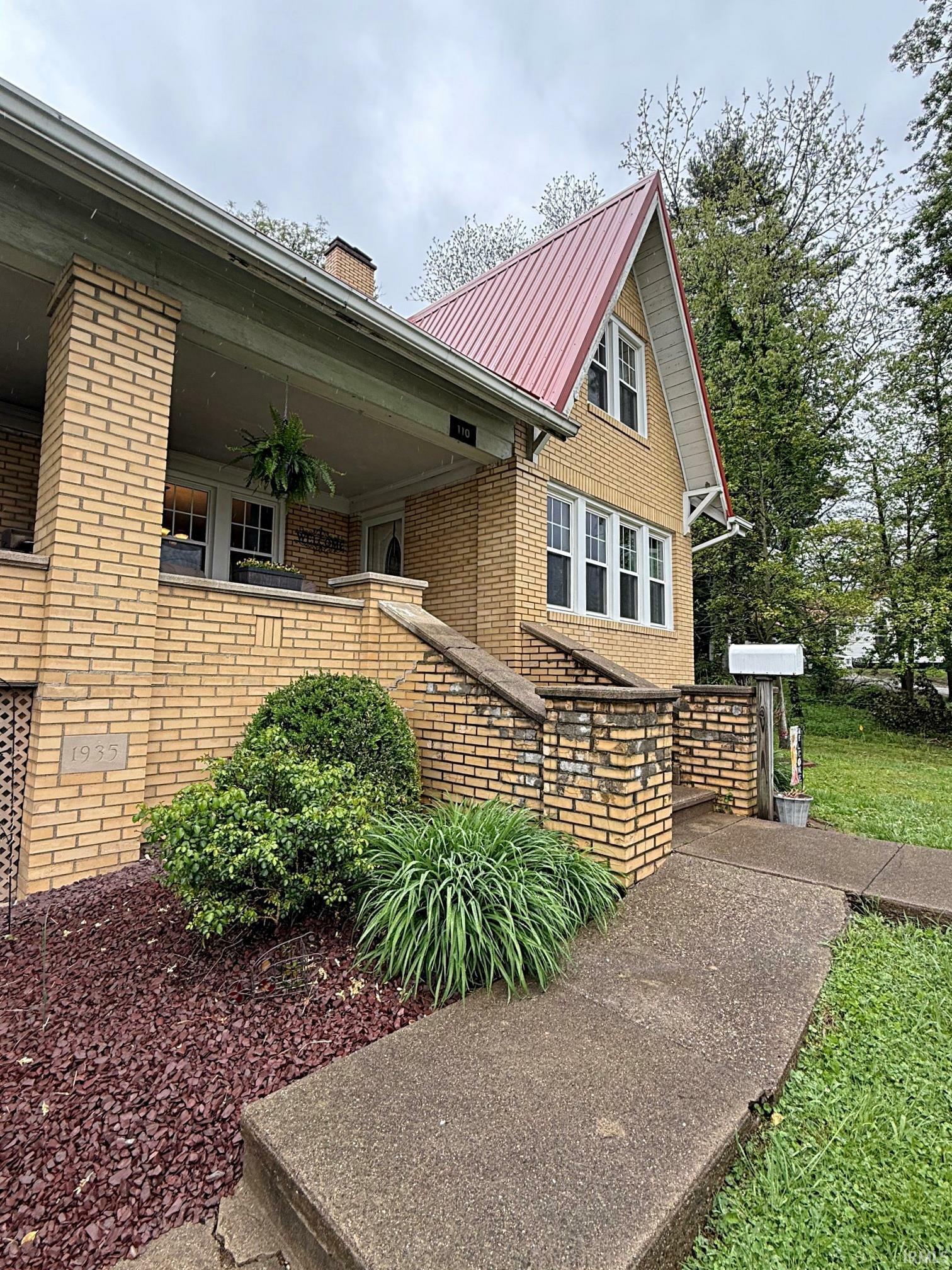Property Photo: 110 W Elnora Street IN 47562