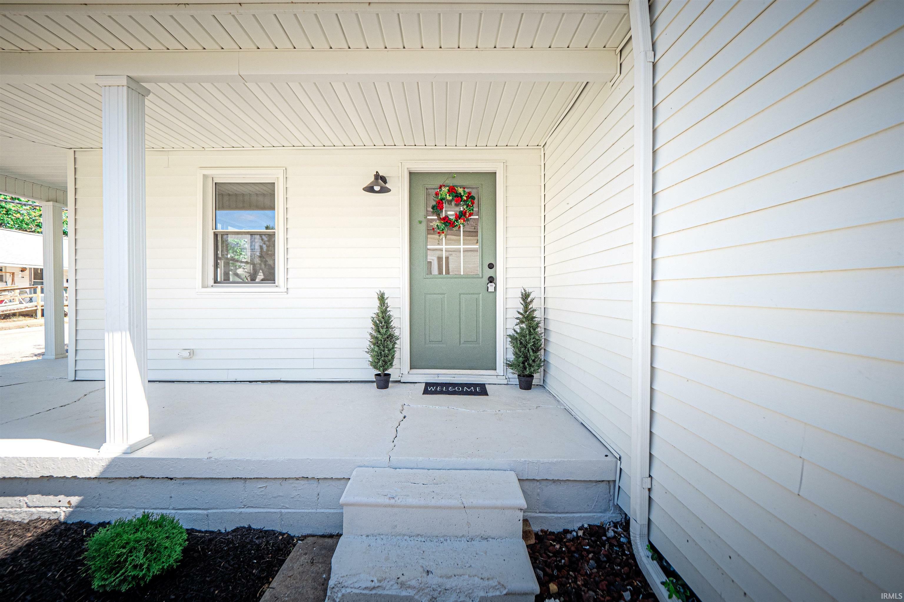 Property Photo: 419 N Seventh Street IN 47601