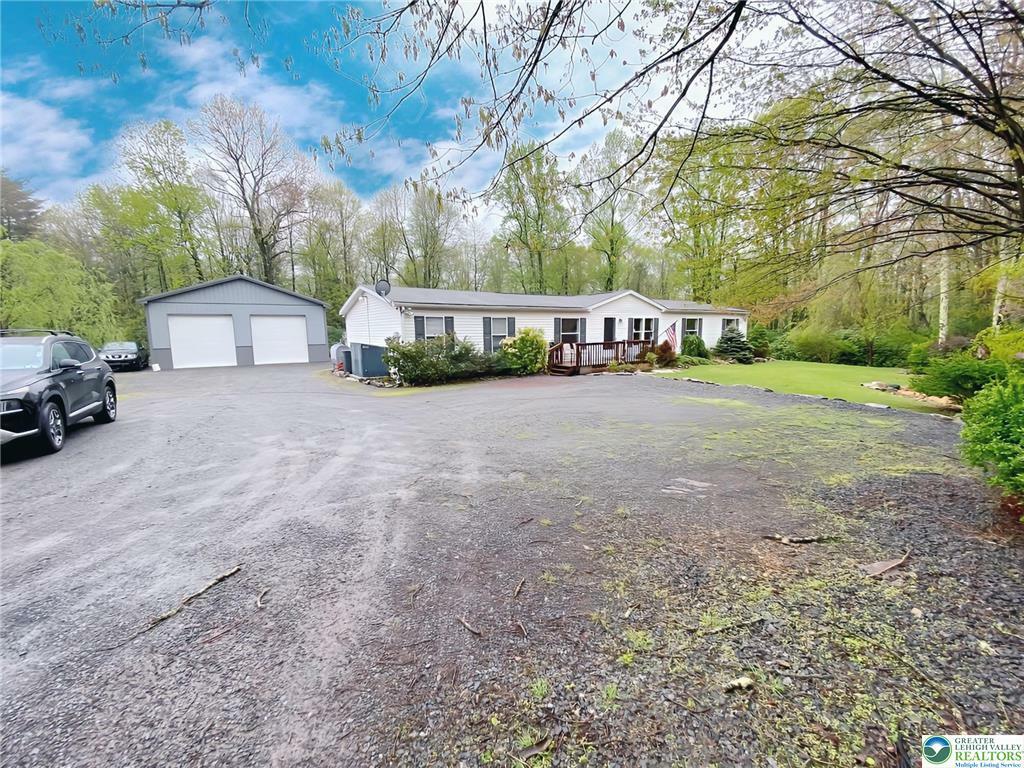 Property Photo: 29 Hollyberry Lane PA 18229