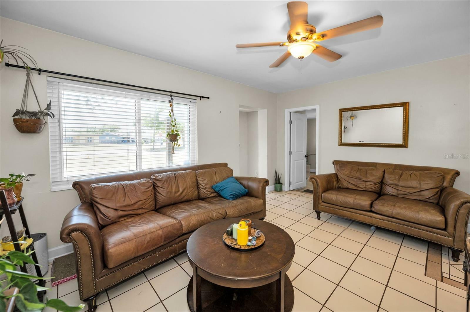 Property Photo: 1101 Essex Drive N FL 33710