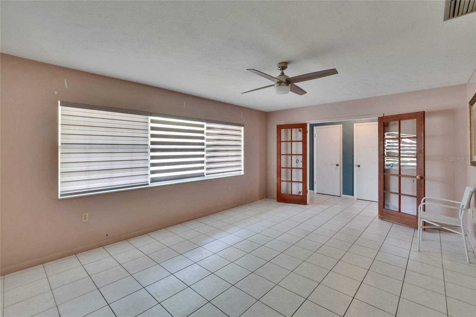 Property Photo: 508 E Brentridge FL 33511