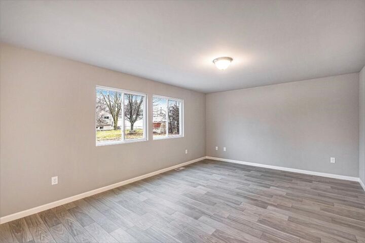 Property Photo: 2191 Suncrest Breeze MI 49103-8717