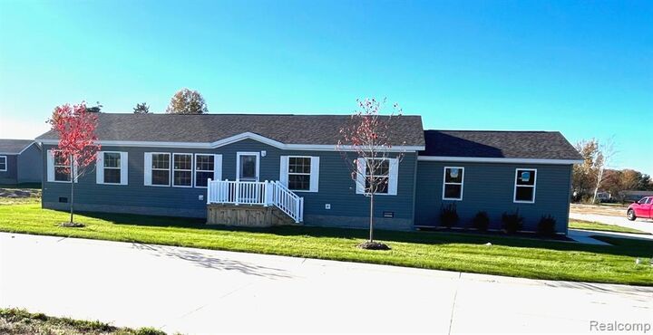 2780 Naples  Lapeer MI 48446 photo