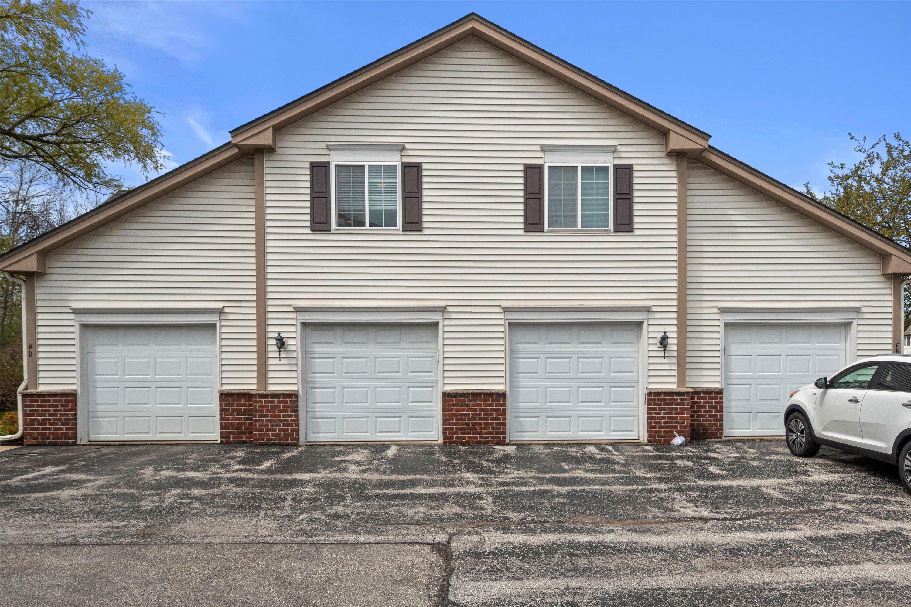 Property Photo: 608 Pewaukee Rd H WI 53072