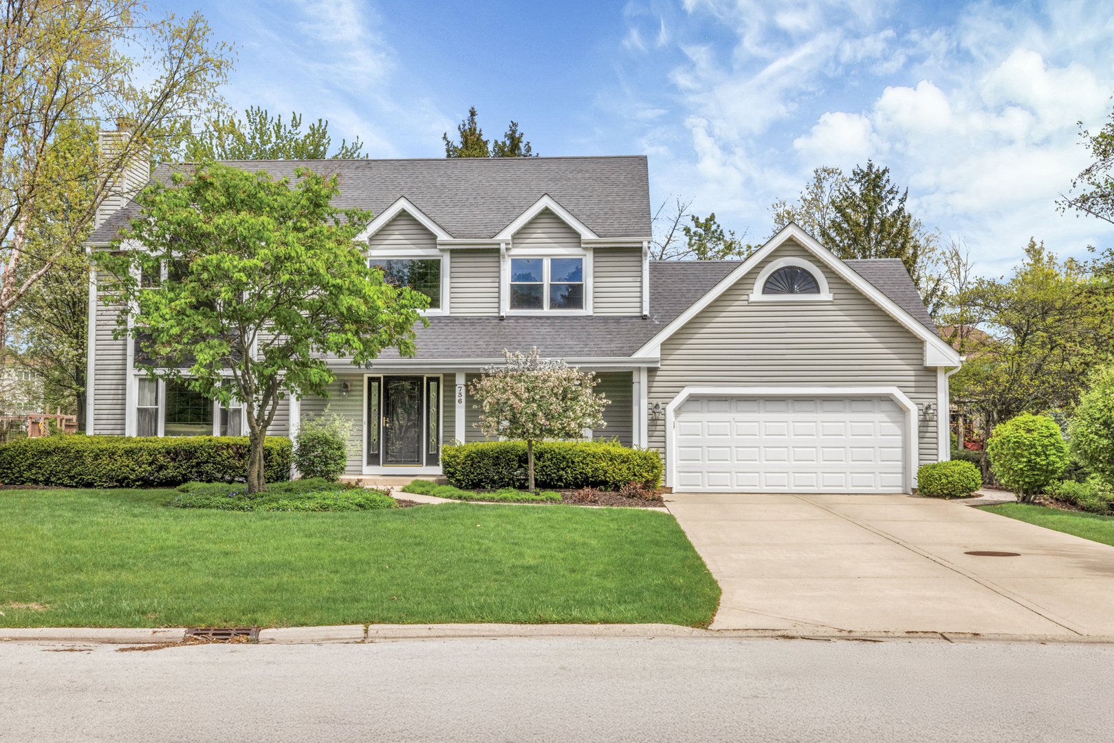 736 Crab Tree Lane  Bartlett IL 60103 photo