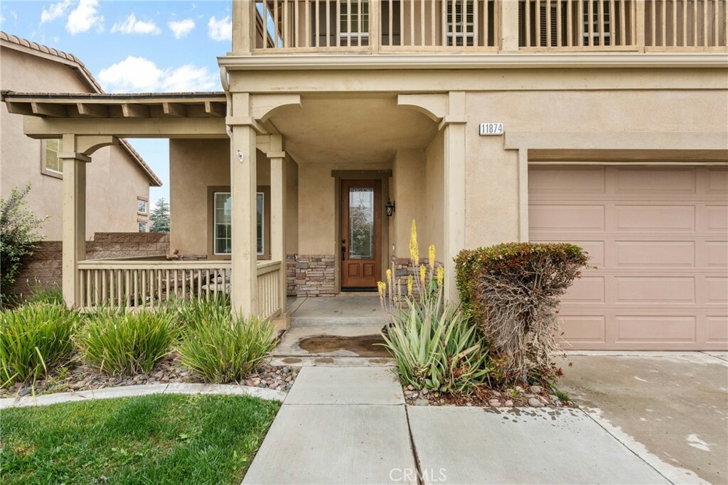 Property Photo: 11874 Grayhawk Circle CA 92399