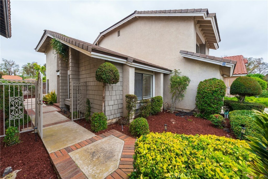 Property Photo: 27 Lucero E CA 92620