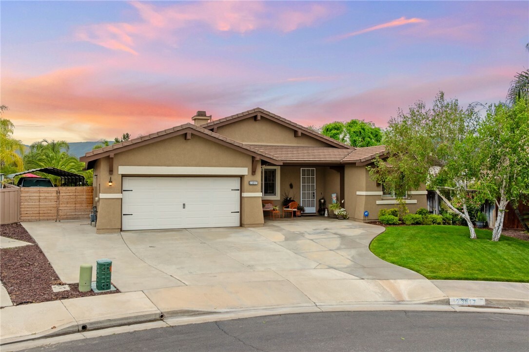 Property Photo:  23817 Meadowgate Court  CA 92562 