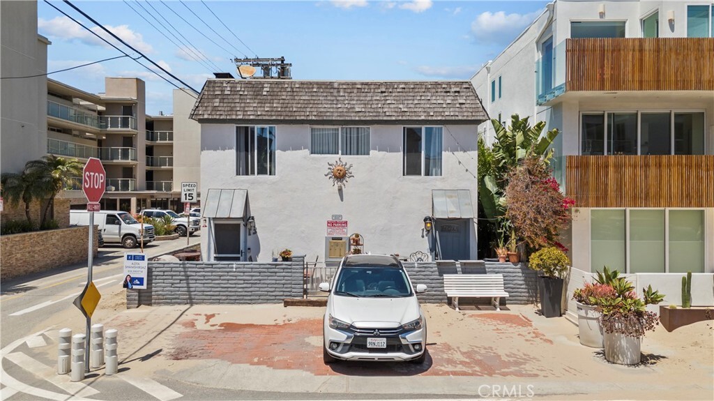 Property Photo:  13 Lighthouse Street 13 &Amp 15  CA 90292 