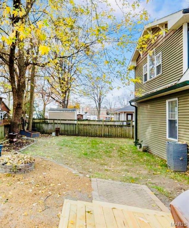 Property Photo: 121 E Missouri Street MO 63736