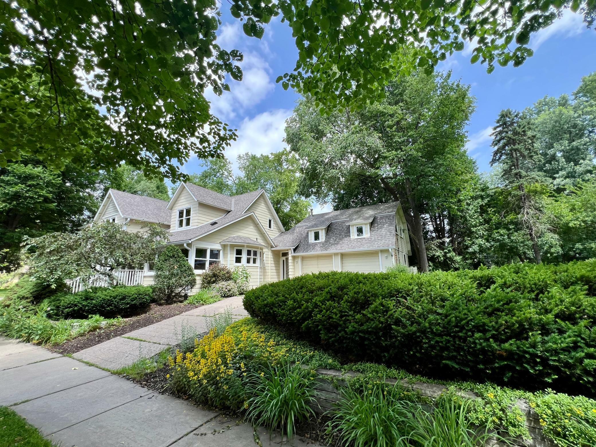 Property Photo: 319 Elm Street MN 55057